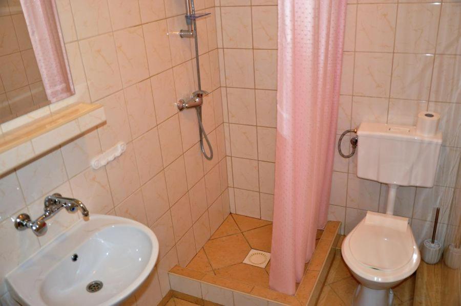 Jantar Hotel Ostrowo  Eksteriør billede