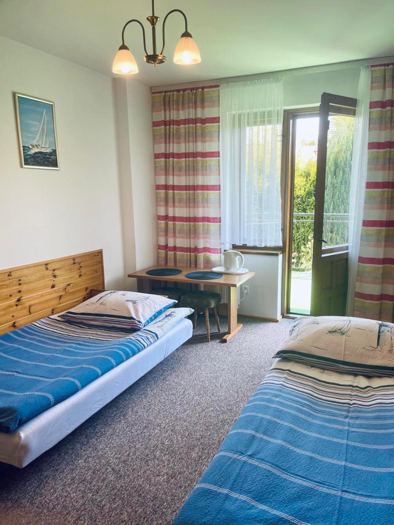 Jantar Hotel Ostrowo  Eksteriør billede